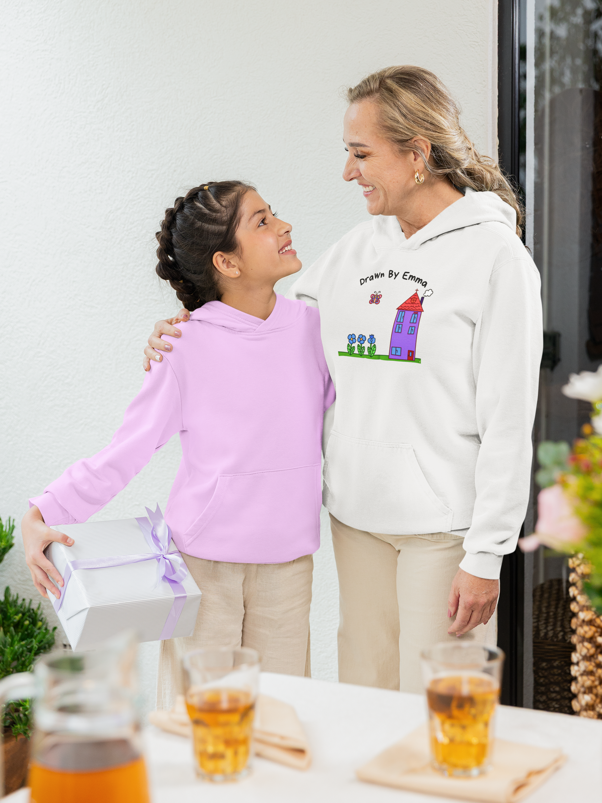 Personalisierter Hoodie ,,Little Artist“
 - Oma Edition