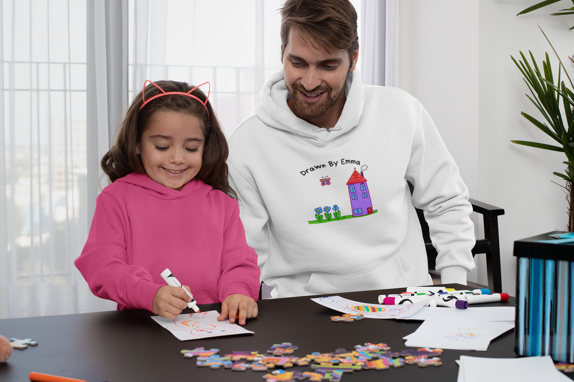 Personalisierter Hoodie ,,Little Artist“
 - Papa Edition